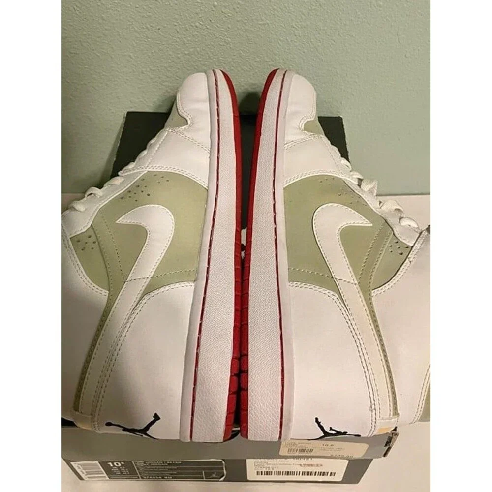 Jordan 1 Hare size 10.5 Men's Shoes Used 374454 011